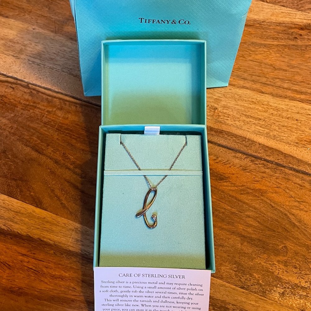 Elsa Peretti® Alphabet Letter B Pendant in Silver, Small